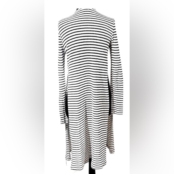 NWOT black and white striped sweater long cardigan by ambiance.  Size small - Picture 3 of 3